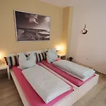 Ferienwohnung Koenig *